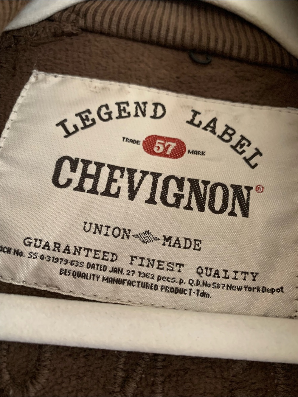 Legend Label 57 CHEVIGNON  Men’s Leather Zip-Up Jacket. New cost $490